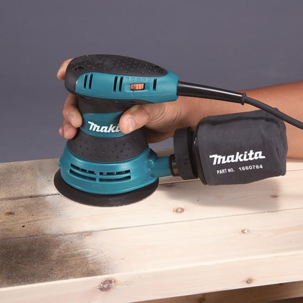 Виброшлифмашина MAKITA ВО 5031 эксцентриковая  BO5031