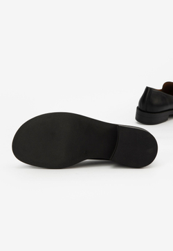 Лоферы // Paula // Black