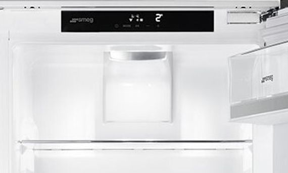 Встраиваемый холодильник Smeg S8L174D3E