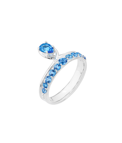 Кольцо из серебра со вставками из выращенной шпинели