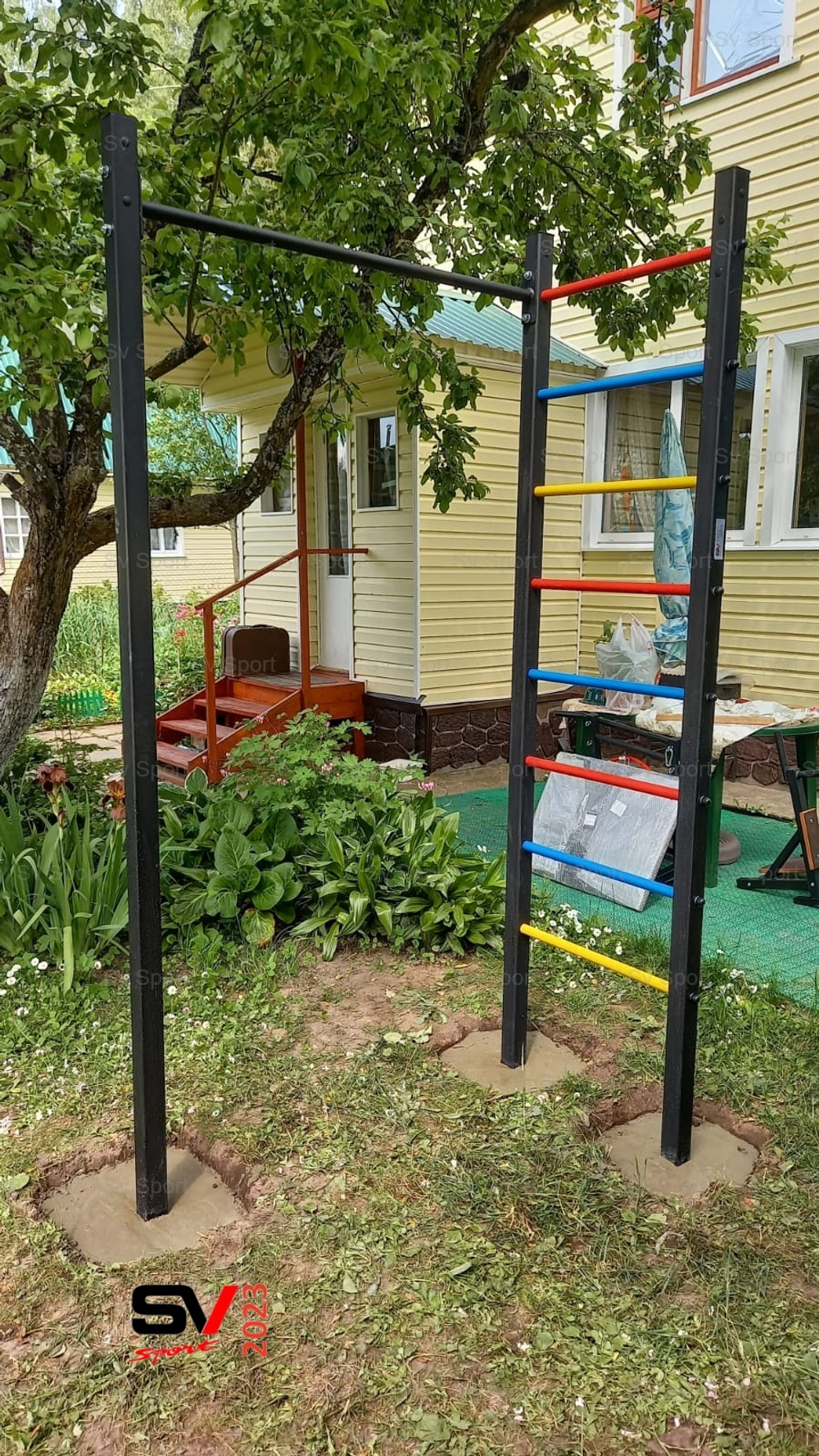 Монтаж уличной шведской стенки Sv Sport (3 вертикальных столба)