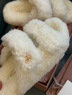 Miu Miu Slides (3 colors)