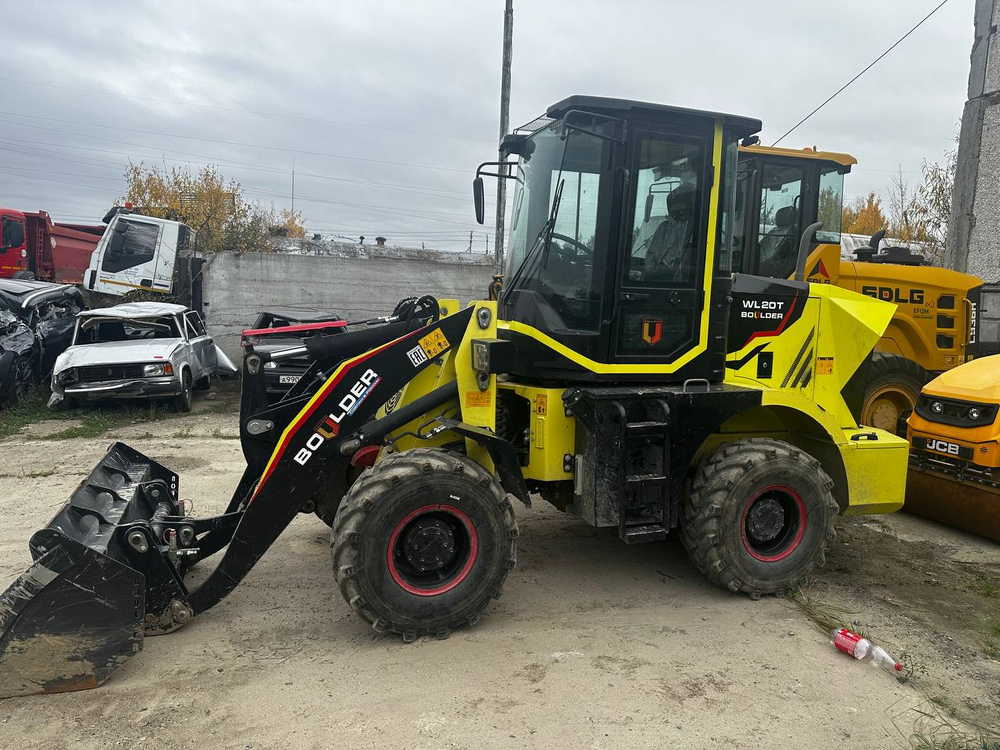 BOULDER WL20 Фронтальный погрузчик WL20T (Дизельный, 2,7 л, 39 л.с., АТ)