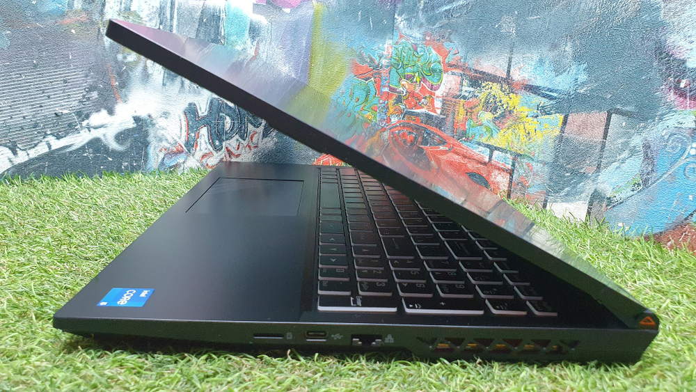 Игровой GIGABYTE i5-12/16Gb/RTX 3050 4 Gb/120Hz/G5 GE GE-51RU213SD/Windows 10