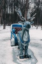 новогодняя композиция с подсветкой "Олень с санями"