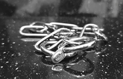Цепь рывковая нержавеющая сталь диаметр проволоки 4мм. толщина звена 2см.