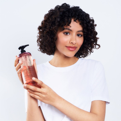 Shu Uemura Deep Cleanser Delicate Comfort - увлажняющий шампунь для сухих волос /   400  ml  / GTIN 3474637091163