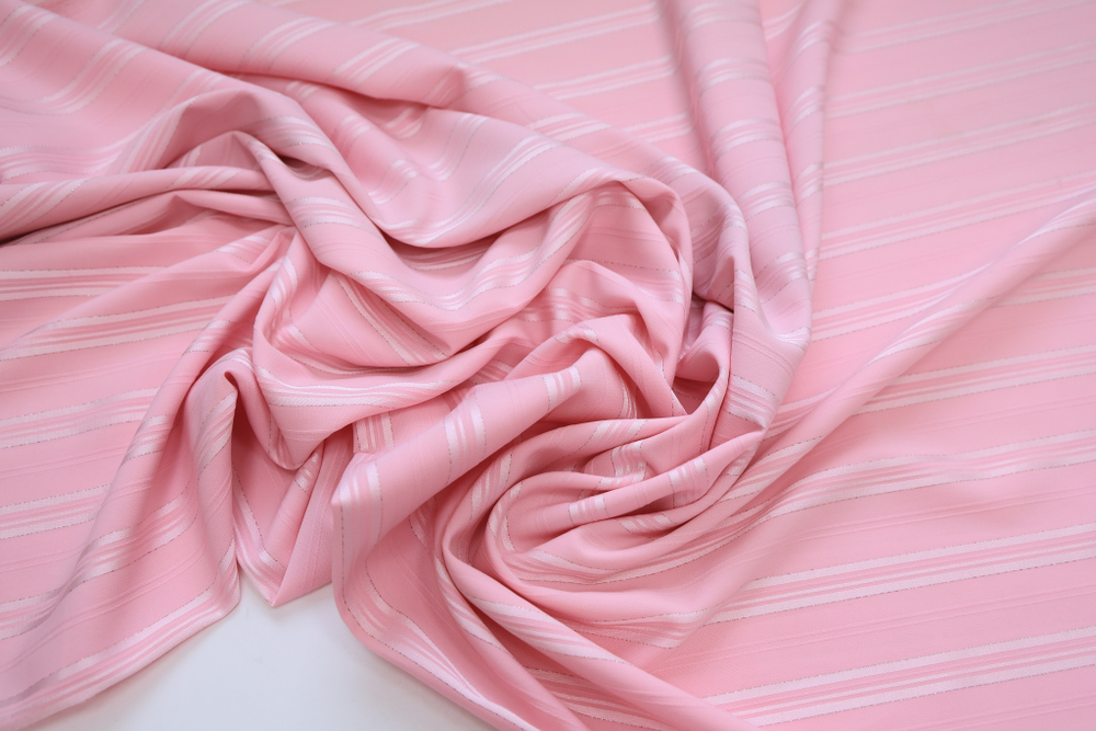 Вискоза плательная розовая в полоску