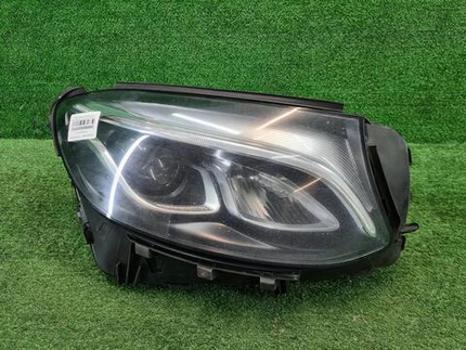 Фара правая Mercedes GLC X253 (2015-2019) LED