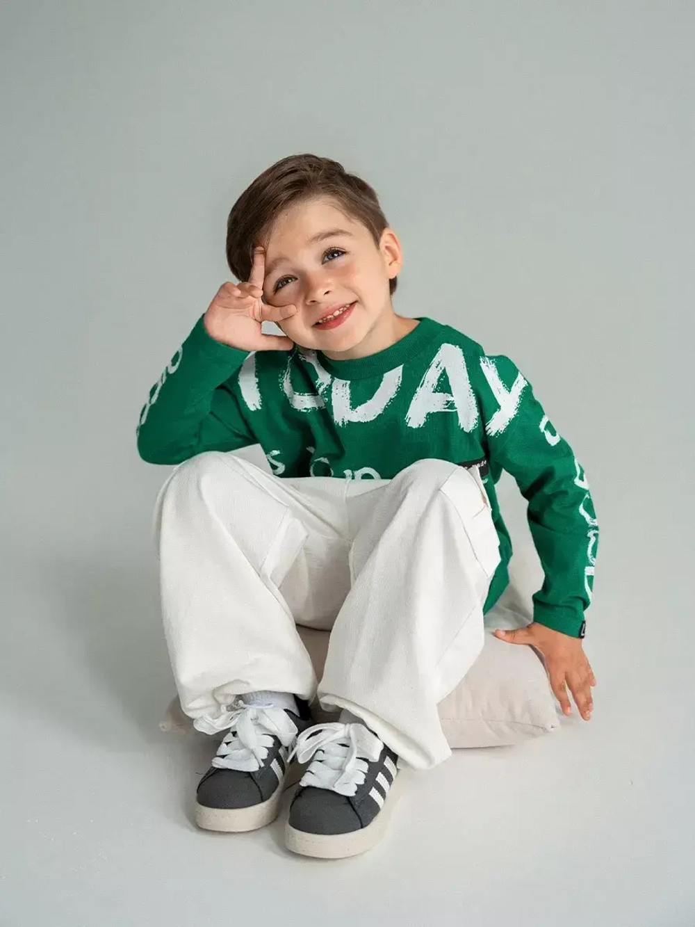 Зеленый лонгслив оверсайз для мальчика