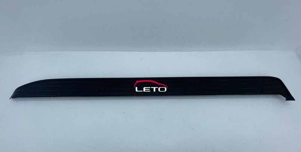 Накладка подножки (RH) 51771-6A160 517716A160