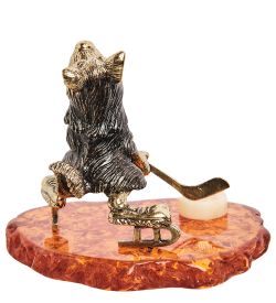 Народные промыслы AM- 239 Фигурка «Волк хоккеист» (латунь, янтарь)