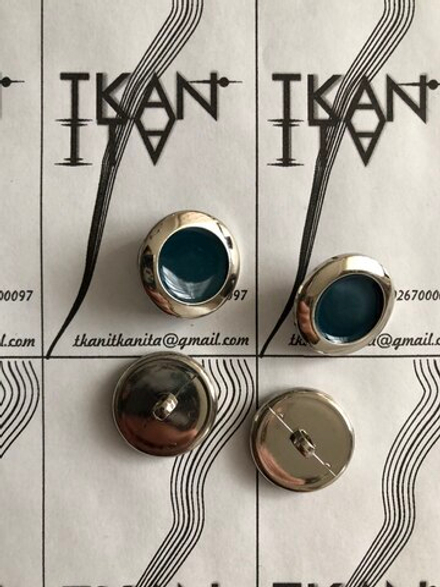 Пуговица пластиковая на ножке (имитация металла) (Пластик, 25, Металлический серебристый ободок/сине-изумрудная сердцевинка)