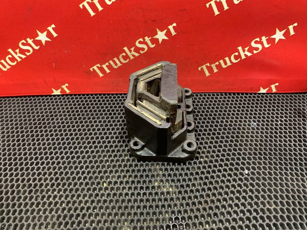 Подушка двигателя задняя 2024г.