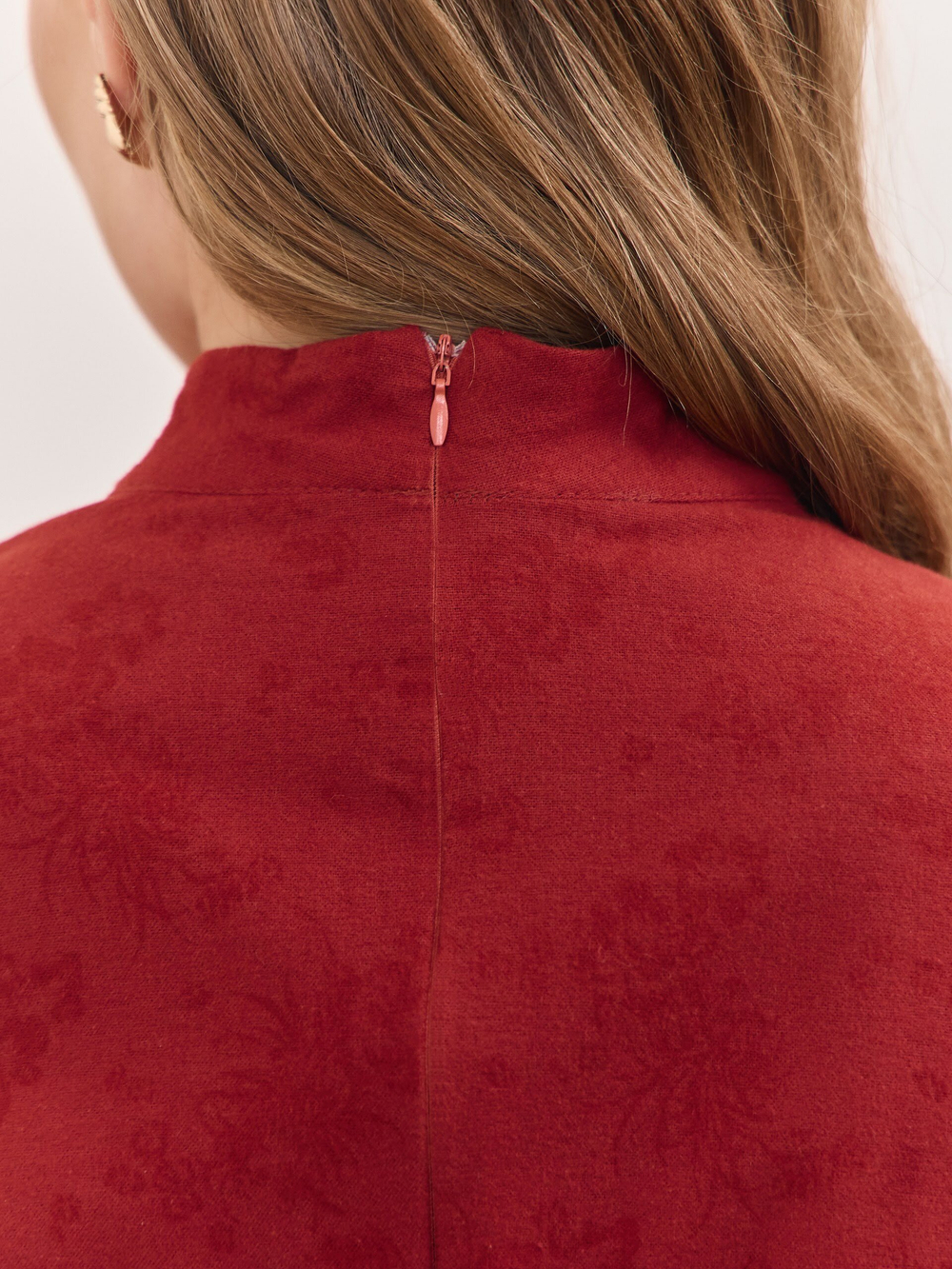 Платье с вшитой манишкой