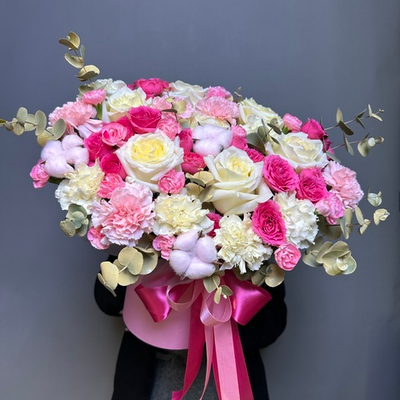 "Барби бокс" цветы в коробке роза