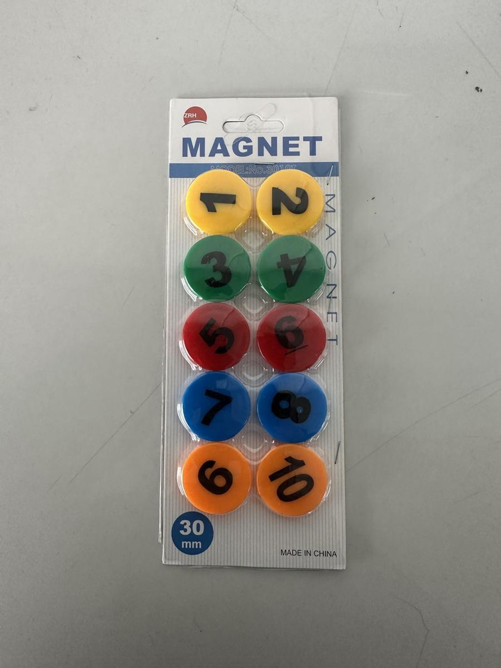 Набор магнитов "Цифры", 10 штук, 3 см, на блистере