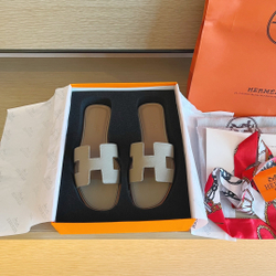 Hermes Oran Sandal
