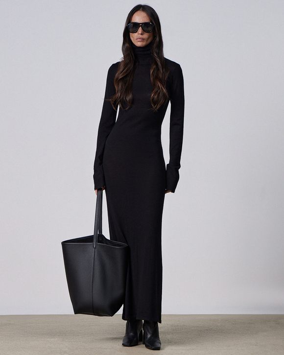 Платье "Strogo"