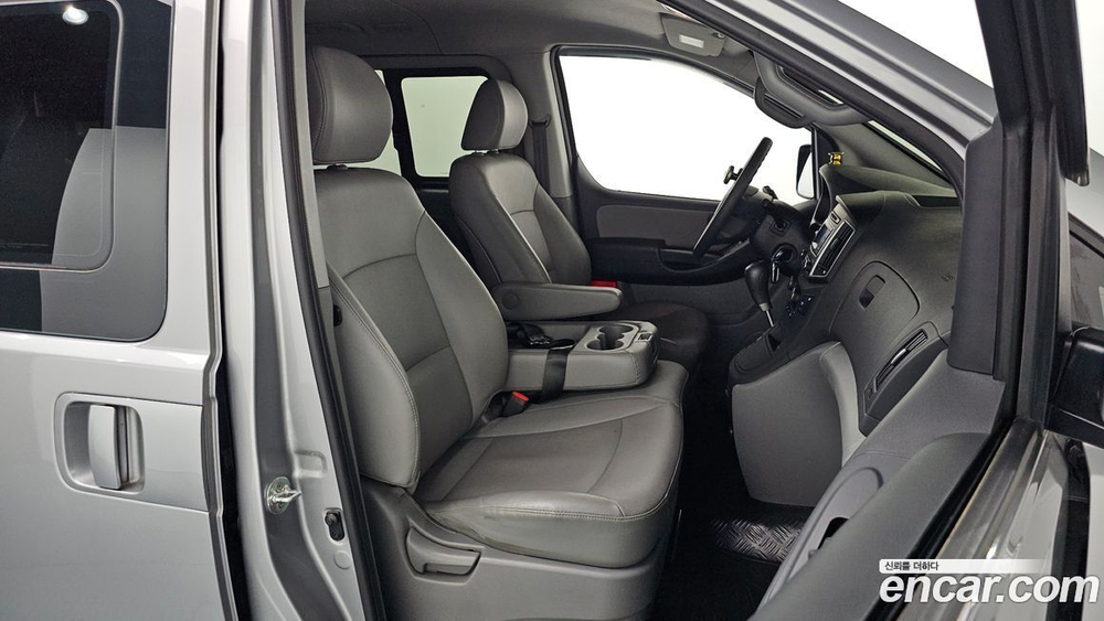 Hyundai The New Grand Starex Wagon 12인승 (01.2020)