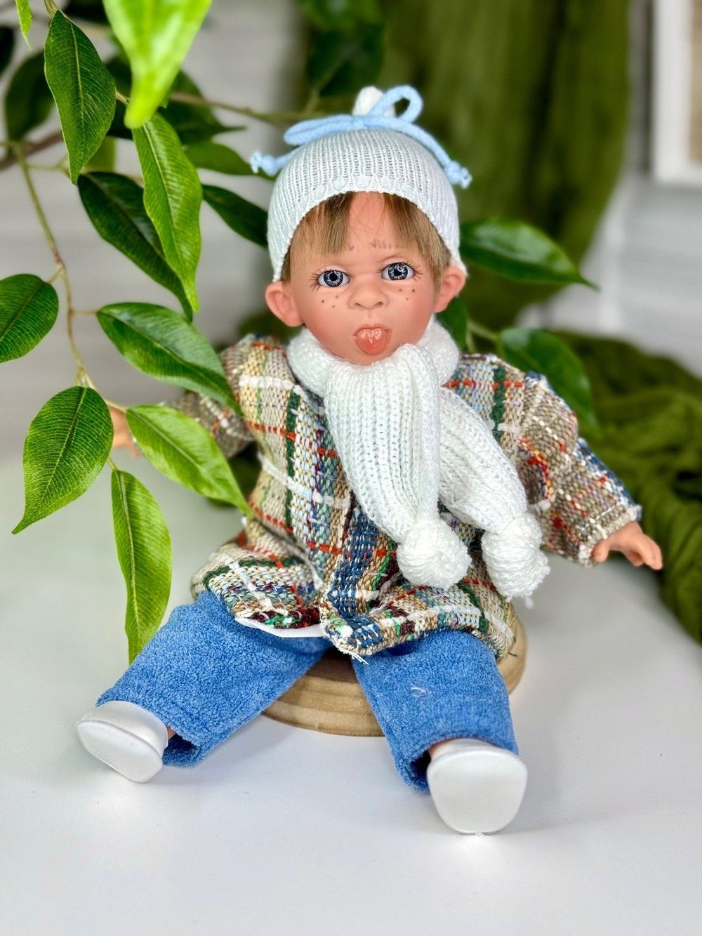 Кукла LAMAGIK мягконабивная  28см Gestito (10003)