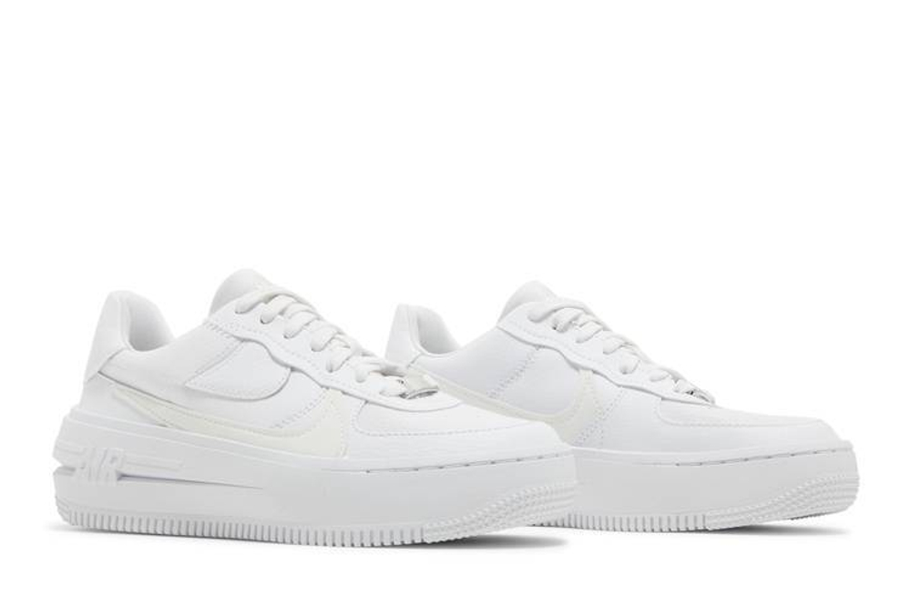 Кроссовки Nike Air Force 1 Plt.Af.Orm "Triple White" (Женская размерная сетка)