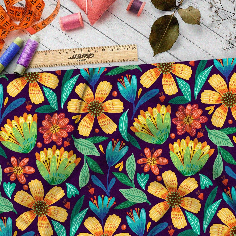 Ткань шифон пастельные яркие цветы на фиолетовом фоне