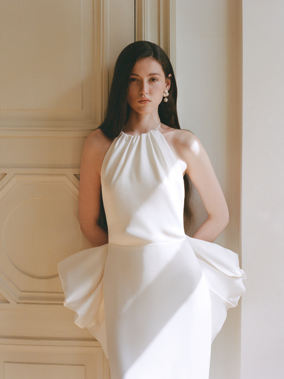 Платье макси из атласа с бантом