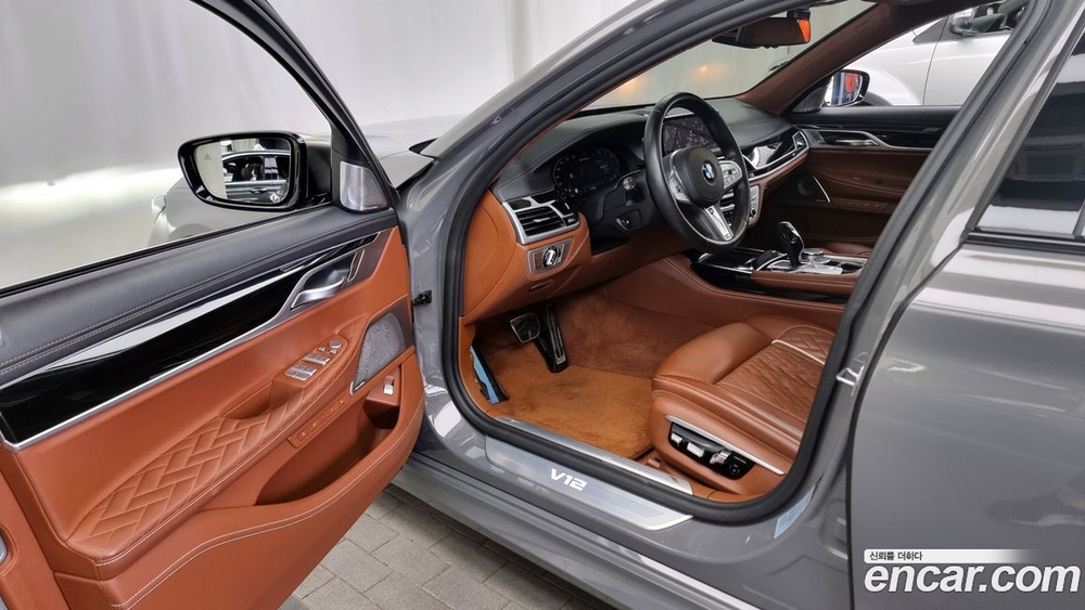 BMW 7 Series (G11) M760Li xDrive (12.2019)