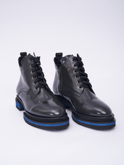 Лаковые ботинки в графитовом цвете