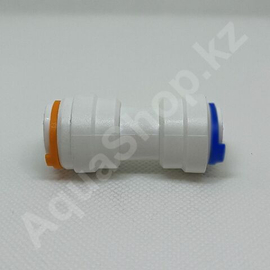 Фитинг QT-18X муфта 3/8"(f) x 5/16"(f)
