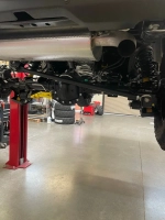 Комплект регулируемой поперечной штанги для Ford Bronco Raptor 2022+ с шаровым шарниром