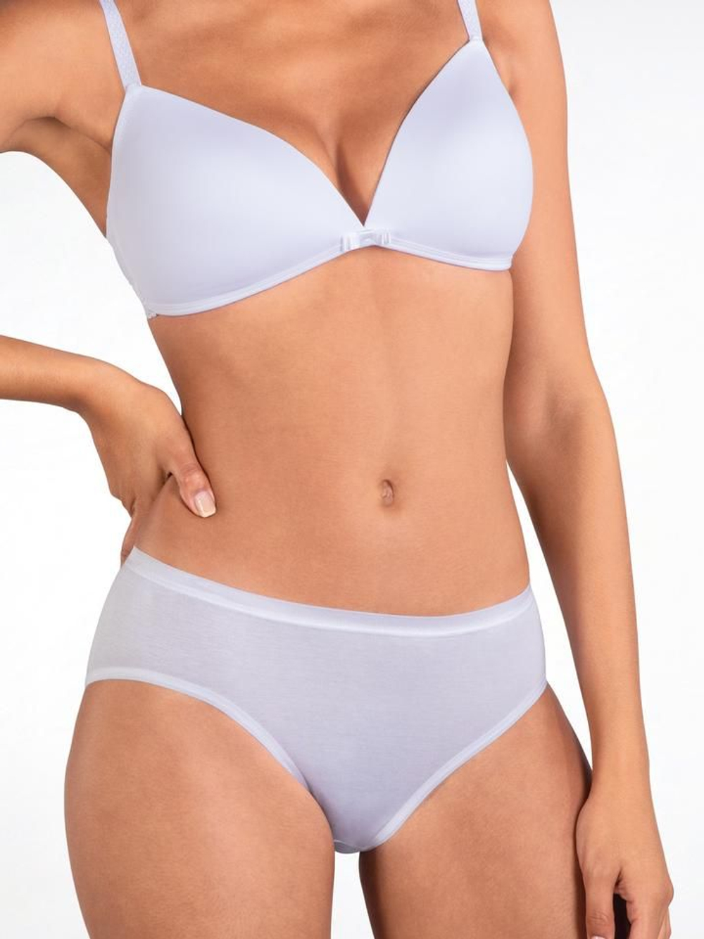 Гладкие трусики-слипы средней посадки (Размер: S) (Цвет: бежевый)