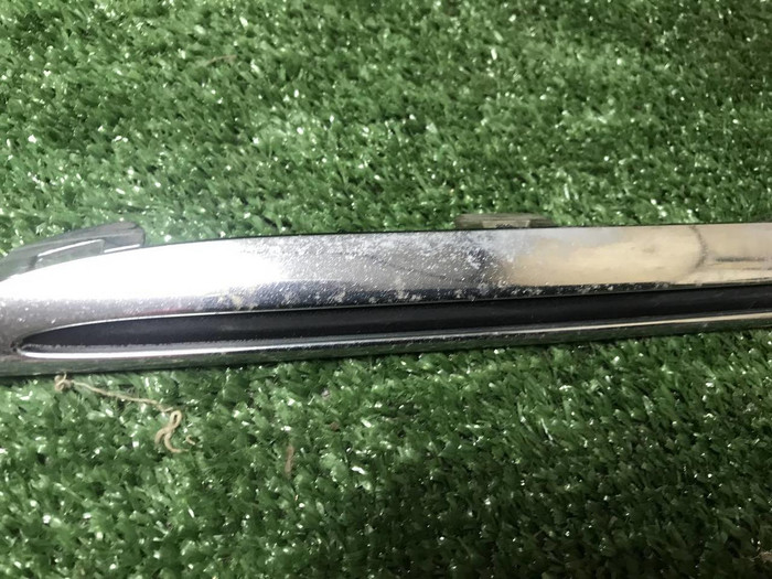 Молдинг решетки радиатора Mercedes E W213 (16-21)