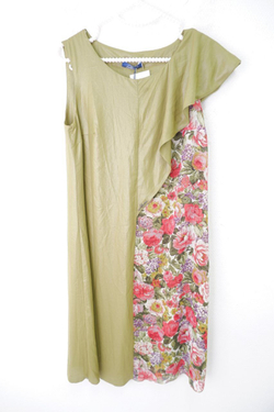 Платье Merlis с цветочным принтом 44 размер, новое