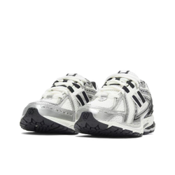 New Balance 1906R "White Black"