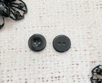 Пуговицы, d 1,3 см, 2 прокола