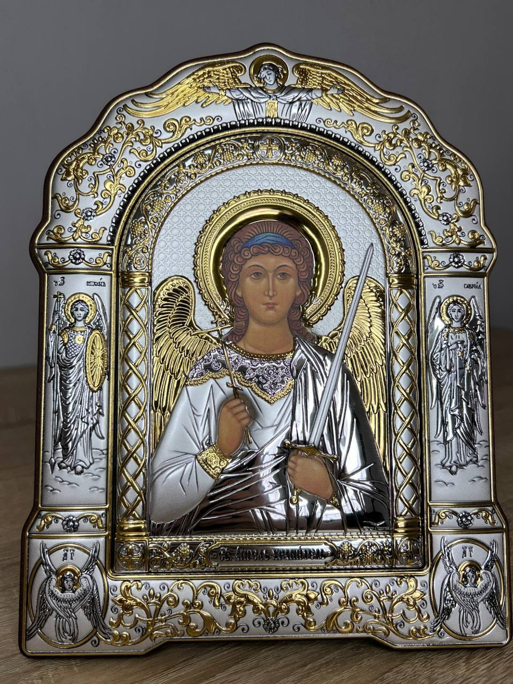 Ангел Хранитель, икона арочная с рамкой, красное дерево 167х228