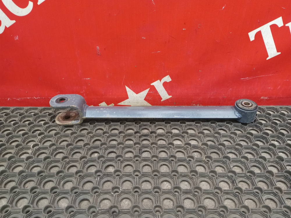 Стойка стабилизатора переднего 2019г