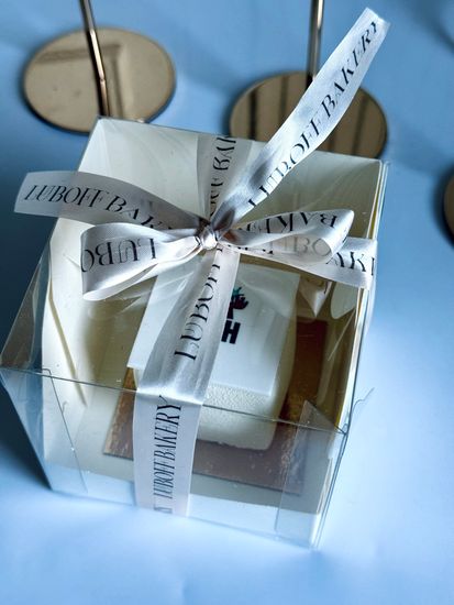 Пирожные с фотопечатью на День знаний для ученика