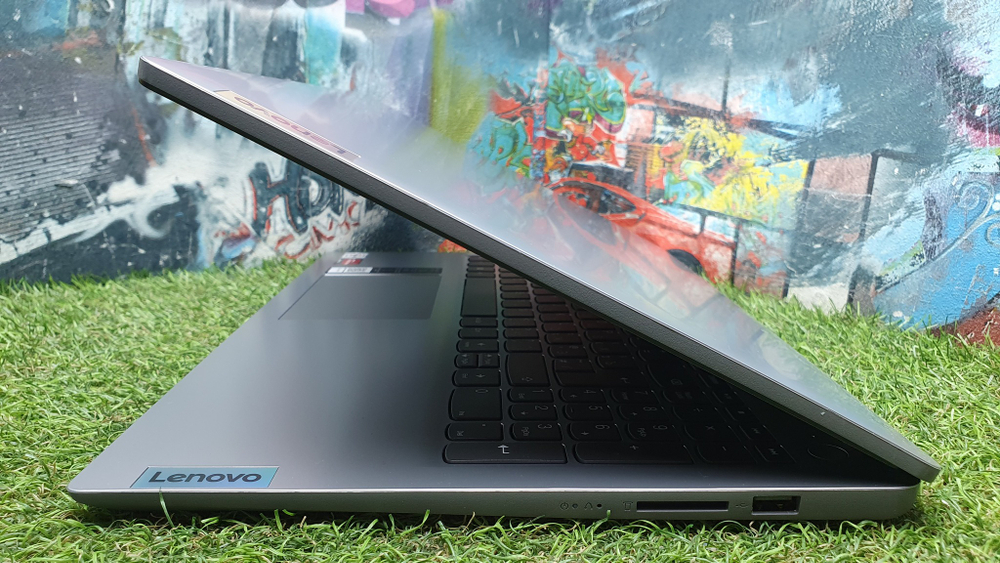 Ноутбук Lenovo AMD/8Gb/Ideapad 1 15amn7 82vg00l3ps/Windows 11