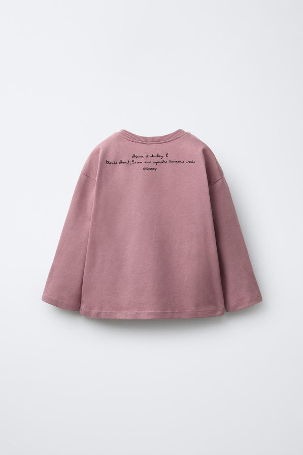 ZARA ФУТБОЛКА С ПРИНТОМ «МОНЕ. МИККИ И МИННИ МАУС» © DISNEY, ТЕМНАЯ МАЛЬВА