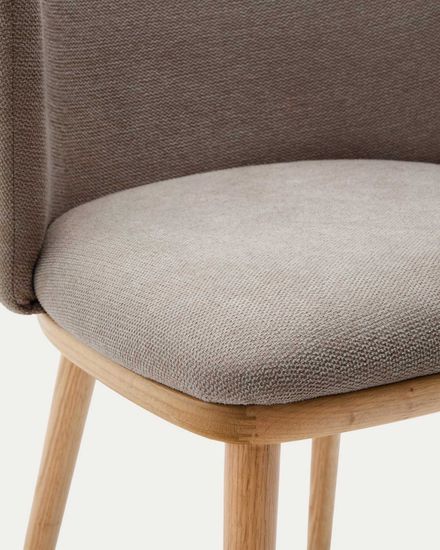 Ciselia Стул из коричневой синели и натурального массива ясеня Испания La Forma