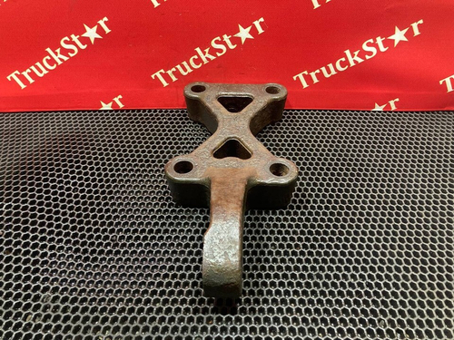 Кронштейн амортизатора заднего правый