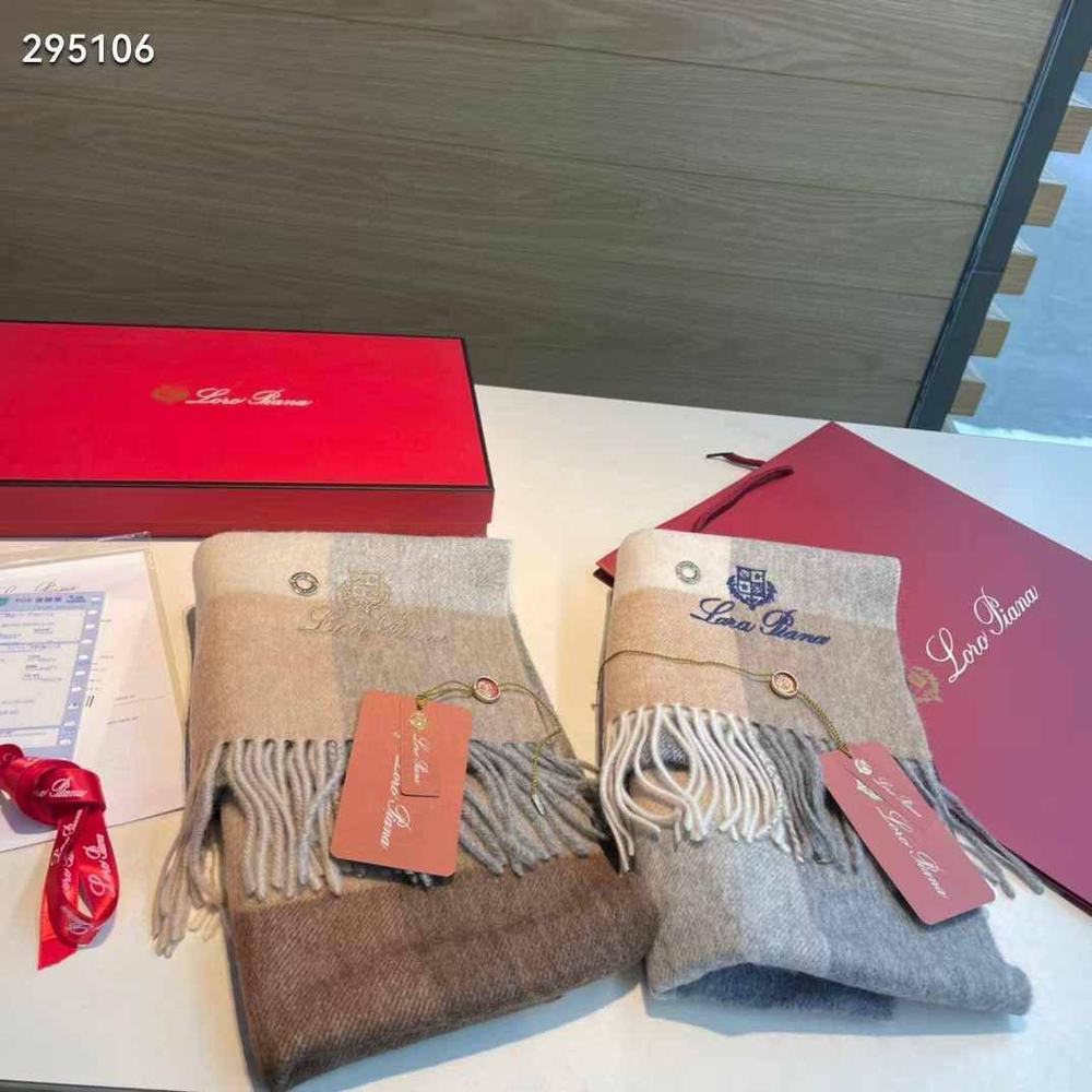 Шарф Loro Piana, арт. 467060658