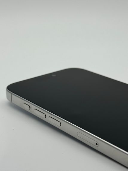 iPhone 16 Pro Max 256Gb white Titanium