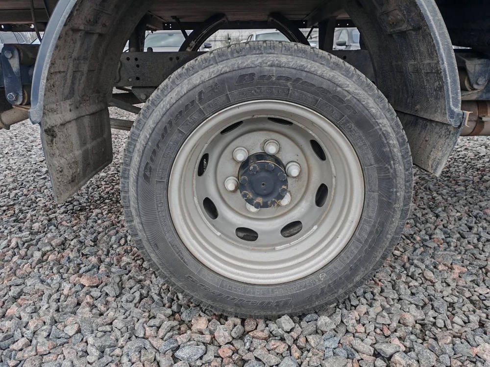 GAZ GAZELLE BUSINESS Бортовой (Евроборт) 330232 (Тент, Бензин/Газ, 2,7 л, 107 л.с.)
