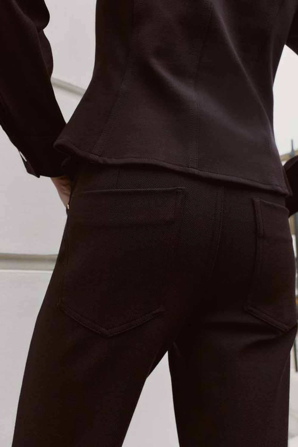 ZARA БРЮКИ FLARE С НИЗКОЙ ПОСАДКОЙ, КОРИЧНЕВЫЙ