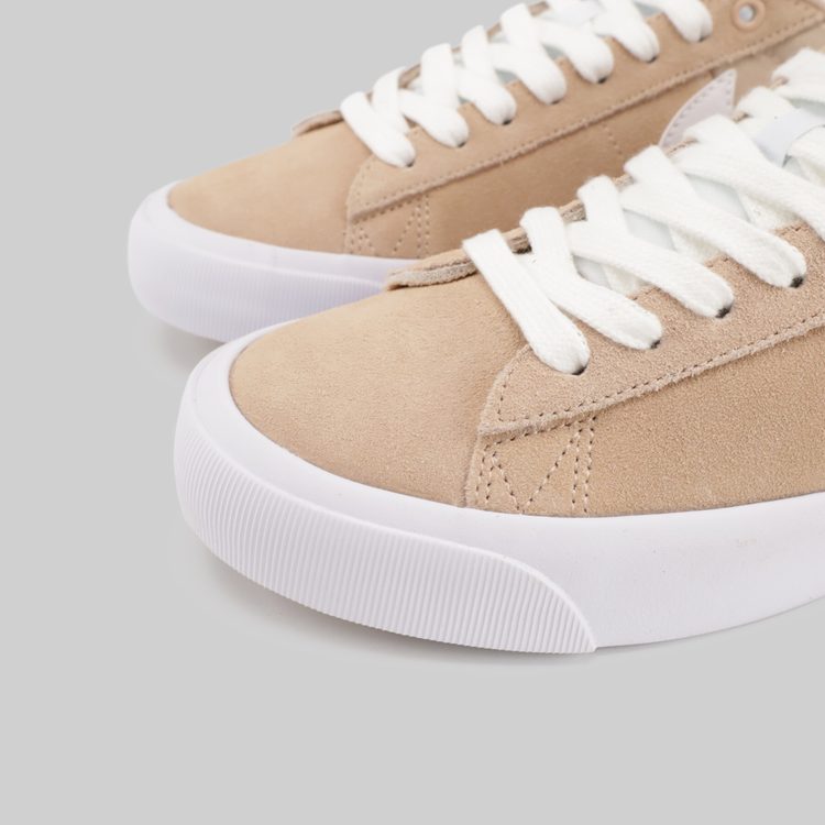 Кеды Nike SB Zoom Blazer Low Pro GT артикул:DC7695-200 - купить в магазине Дайс