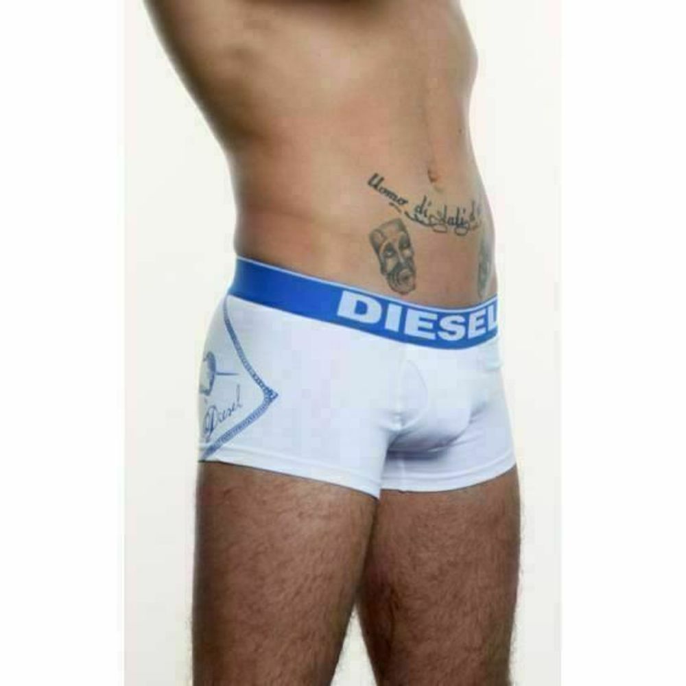 Мужские трусы боксеры DIESEL белые с синей резинкой DIS0049